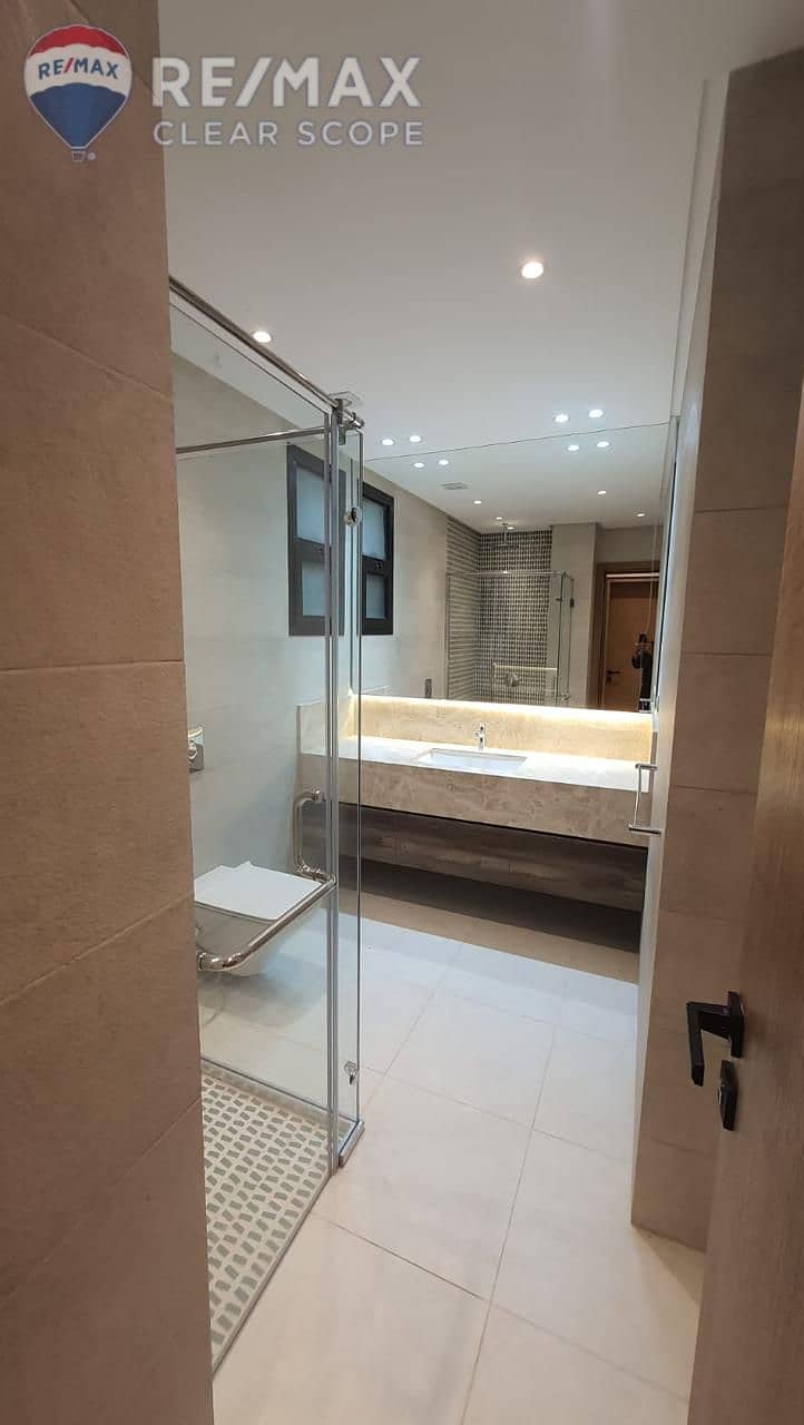 9 23aaf614-7318-4c00-a930-8bba36084961. jpg