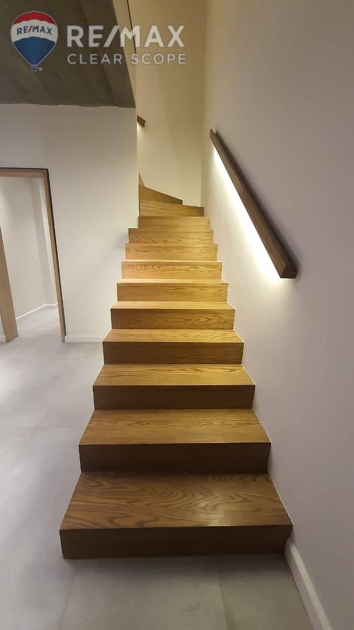 11 1711f6d5-40bc-4e02-acb8-7d39dc56d198. jpg