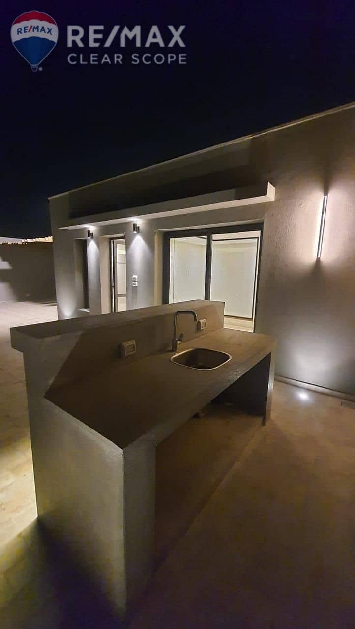 26 ee1c35ad-3bf5-4c89-b145-d8e58e143a7c. jpg