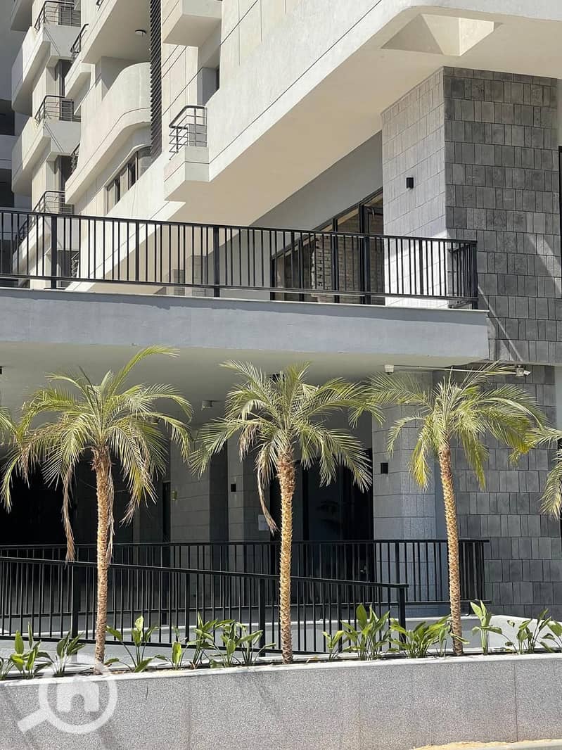 3 WhatsApp Image 2025-11-05 at 10.59. 30 PM (1). jpeg