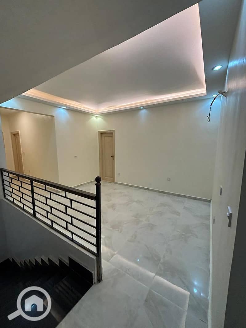 8 WhatsApp Image 2025-11-06 at 1.46. 17 PM. jpeg