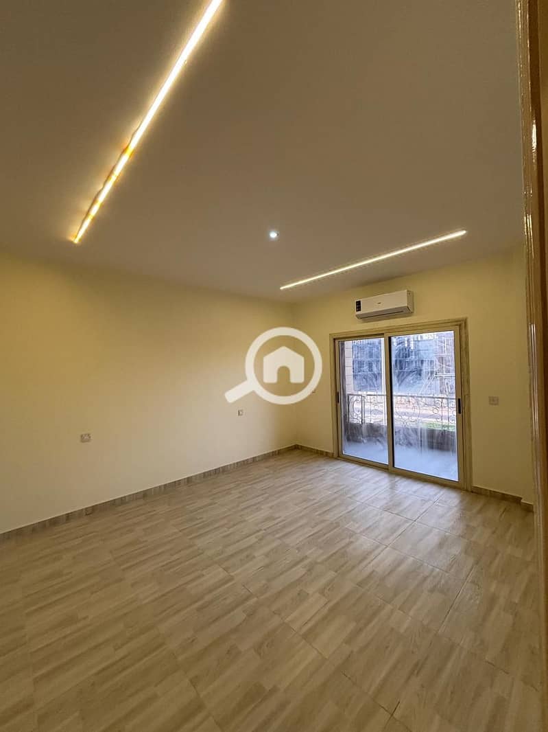 15 WhatsApp Image 2025-11-06 at 1.45. 24 PM (1). jpeg