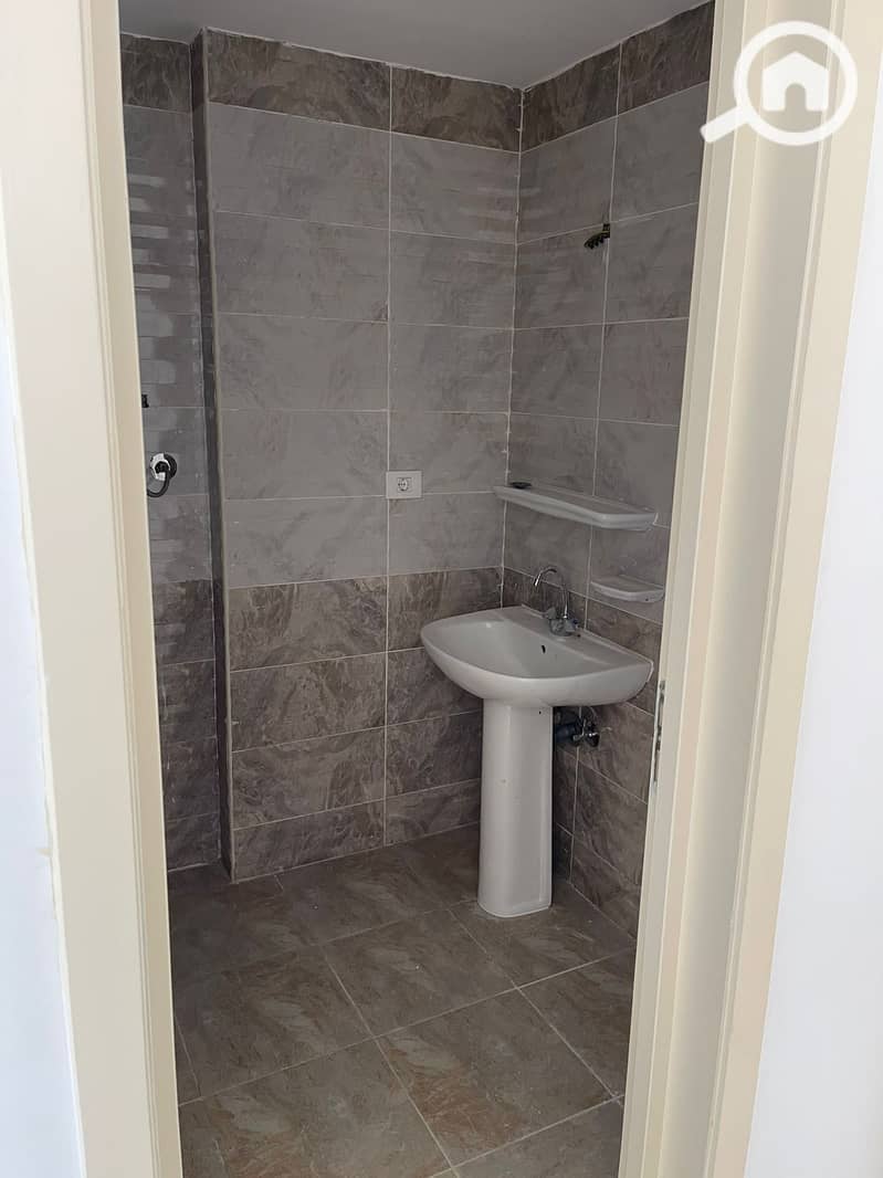 8 WhatsApp Image 2025-11-02 at 3.58. 12 PM. jpeg