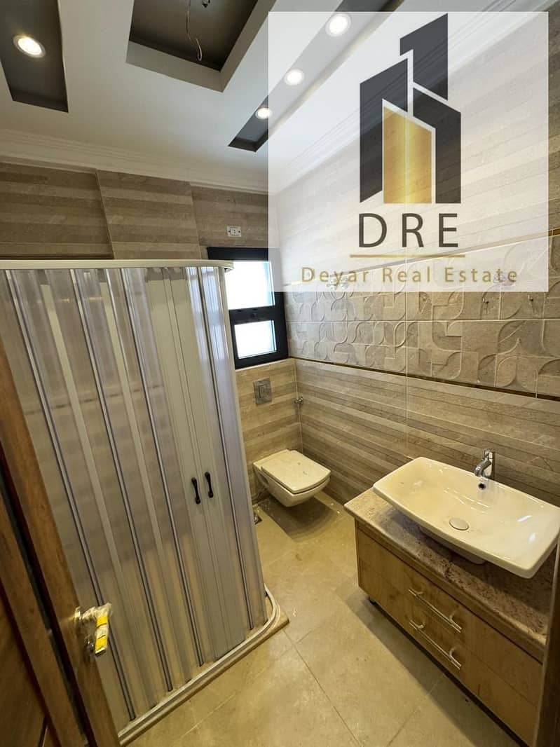 15 38693cd6-1892-4e7d-836f-30bd5e33a21a. jpg