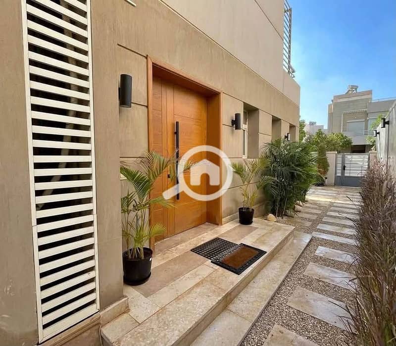 11 531400441_1292823942854446_5892952719026469936_n. jpg