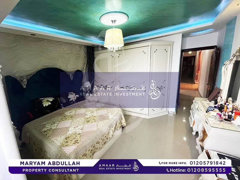 4 photo_5794313273954995153_y. jpg