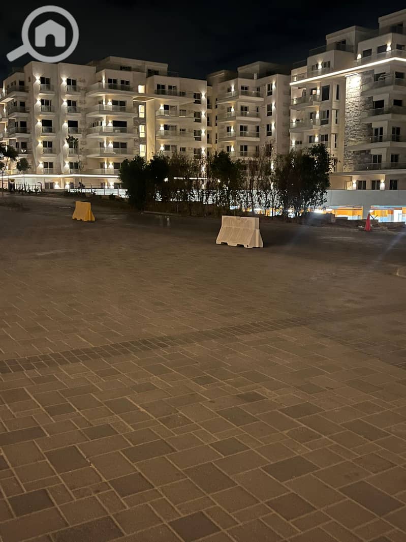 4 9ca796e0-dc21-4df2-a730-81346fb31d31. jpg