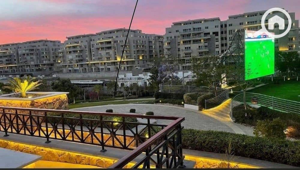 11 b8310e70-5481-4302-97e2-17d96167234d. jpg