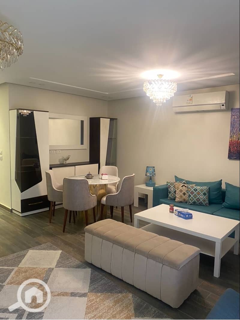 4 0c00a1d1-2b6c-411f-a28f-54660d2d52b6. jpeg