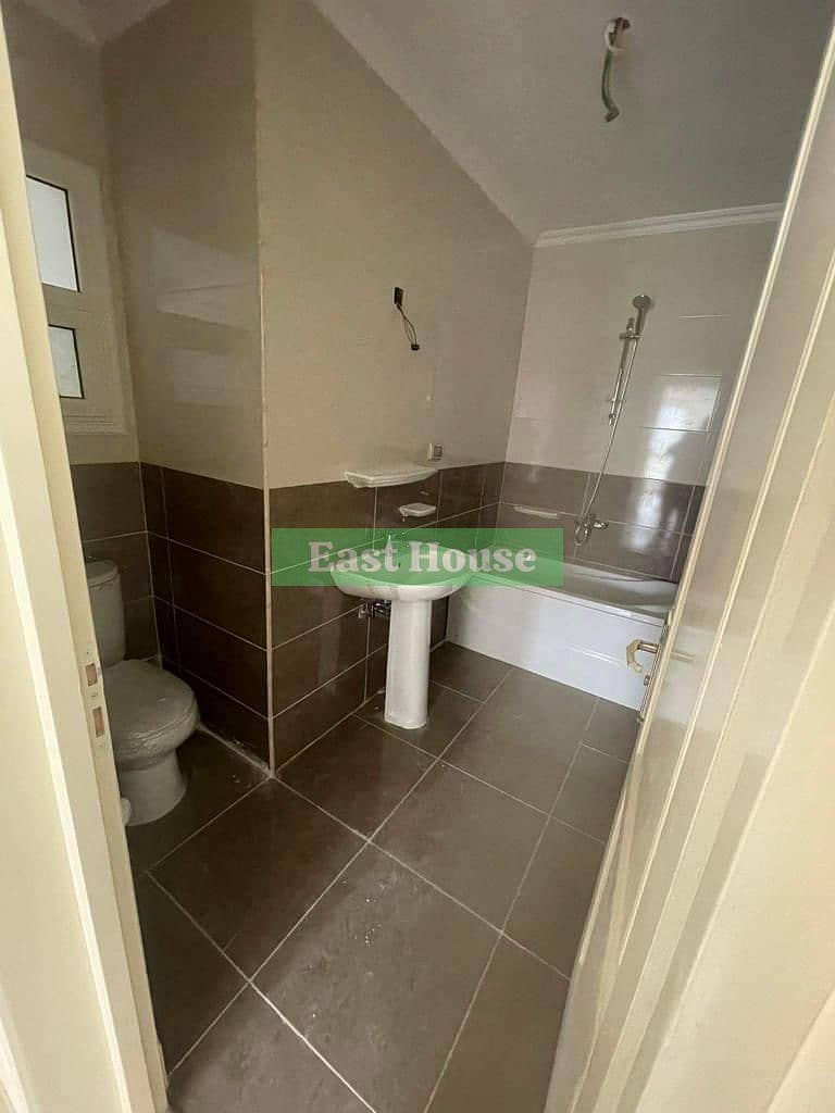 10 WhatsApp Image 2025-11-05 at 12.08. 50 PM (1). jpeg