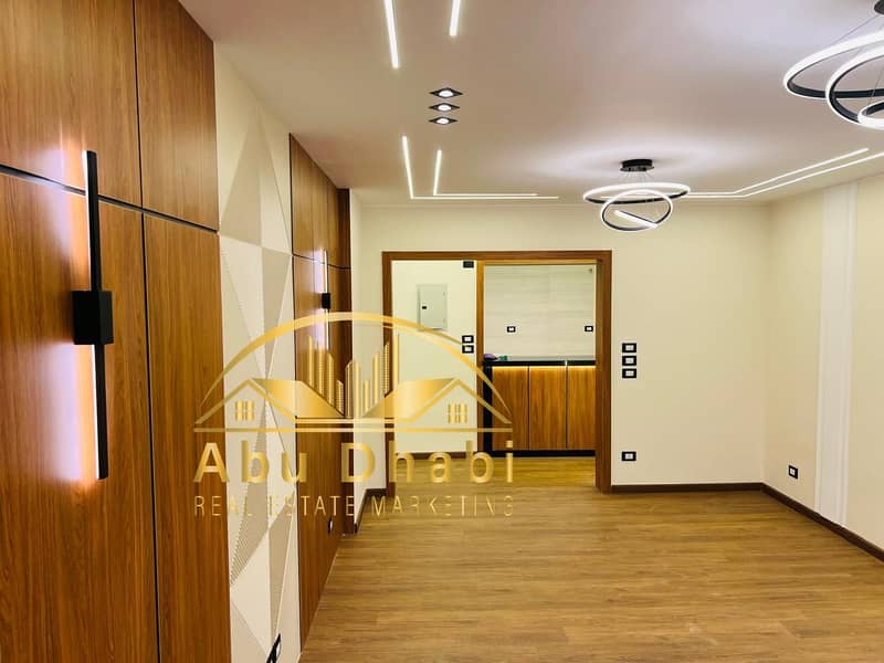 4 df342ddc-59b4-493d-8f35-cb8f6c5cb6c8. jpg