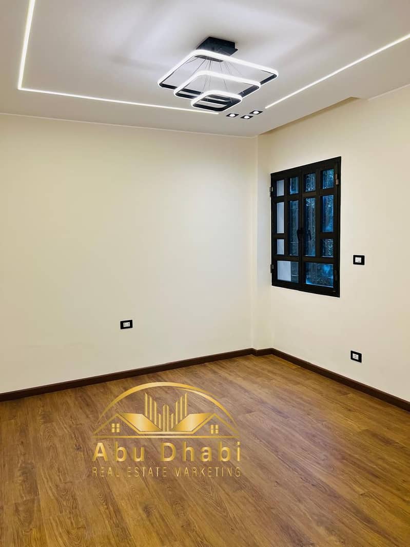 12 e1322279-d25b-49db-bb2c-44fbea7b8a68. jpg