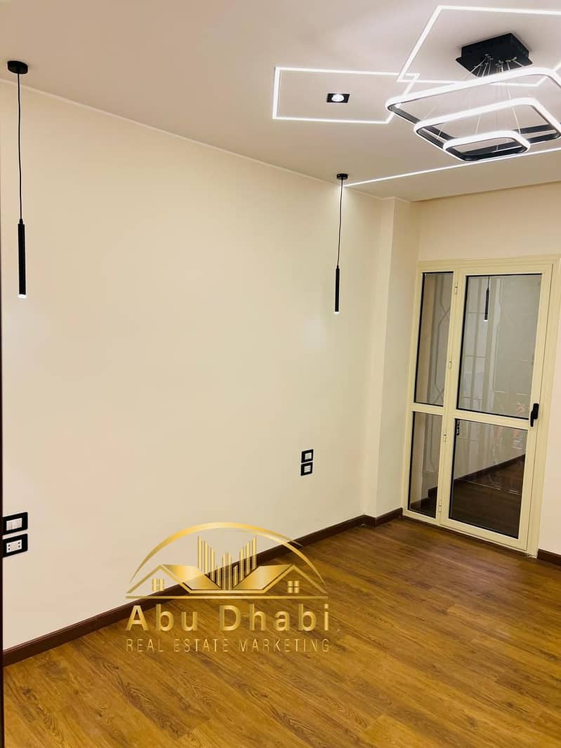 17 75075060-61e5-4098-ae0c-730f6805b2f1. jpg