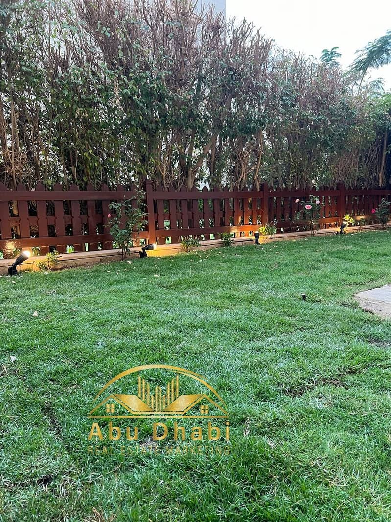 25 512a2005-3474-4e45-a273-25b2f32c7bc8. jpg