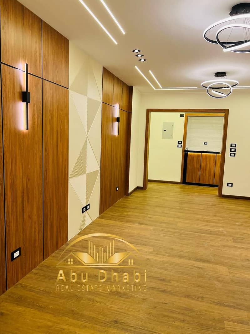 27 e44795e9-d07e-46af-8ae8-cd6d6a68343b. jpg