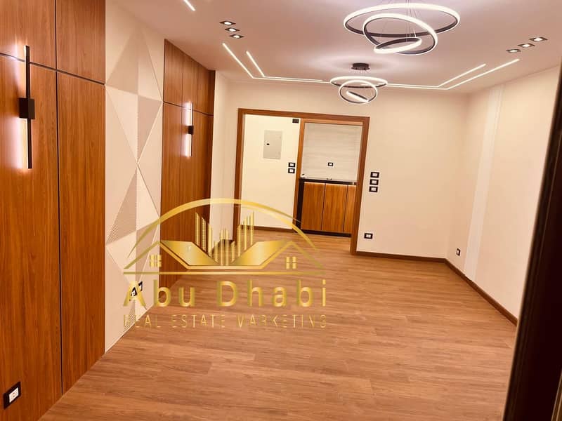 30 3249744d-c11e-43d6-b039-723eeb49c546. jpg