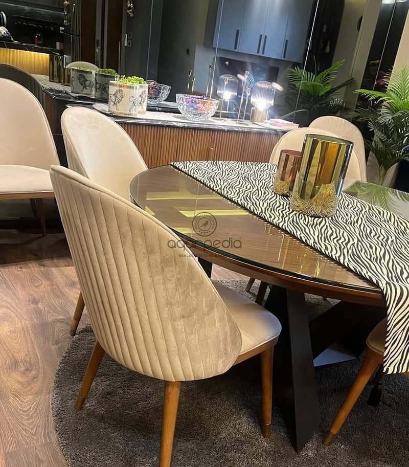 3 009bc8ec-ad82-473f-8fa8-7a4d4ec9b927. jpeg