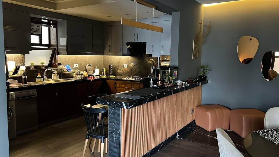 5 74ec280b-30db-4ee5-9bf5-26a08a88e221. jpeg