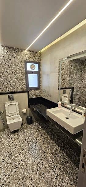 5 WhatsApp Image 2025-10-07 at 12.43. 54 PM (1). jpeg