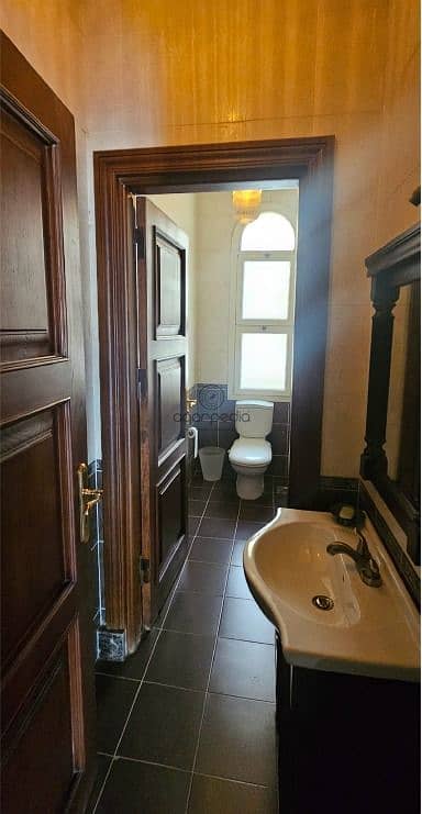 9 WhatsApp Image 2025-10-12 at 1.50. 04 PM (4). jpeg