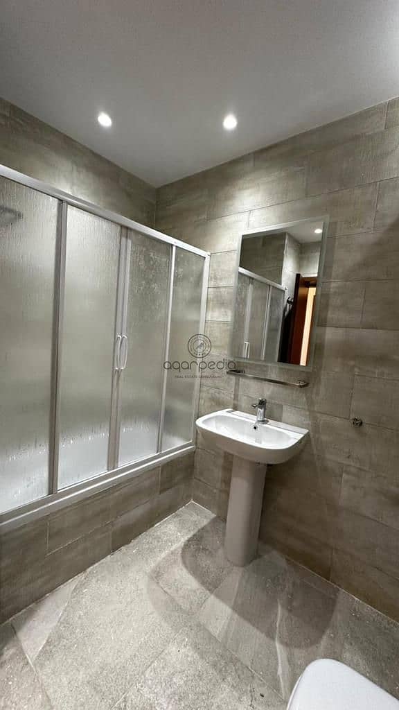 7 WhatsApp Image 2025-10-16 at 3.38. 03 PM (1). jpeg