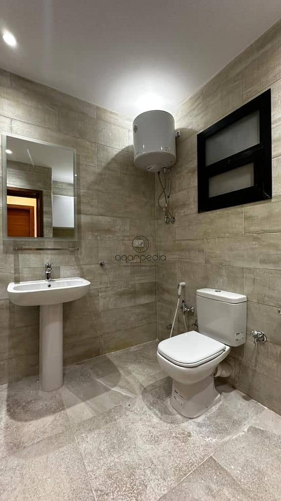 12 WhatsApp Image 2025-10-16 at 3.38. 05 PM. jpeg