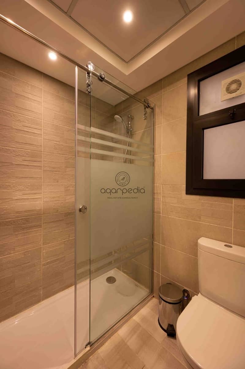 10 WhatsApp Image 2025-10-27 at 12.50. 53 PM. jpeg