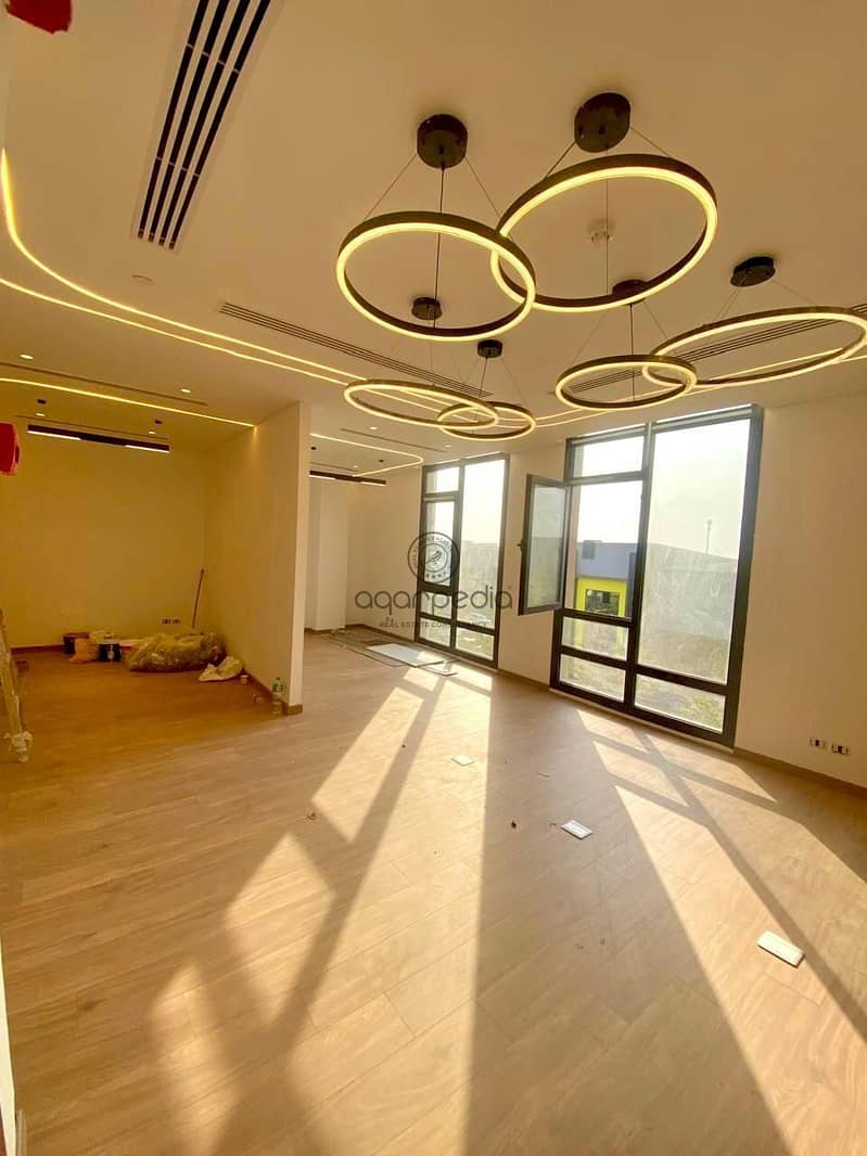 4 WhatsApp Image 2025-10-23 at 4.13. 33 PM. jpeg