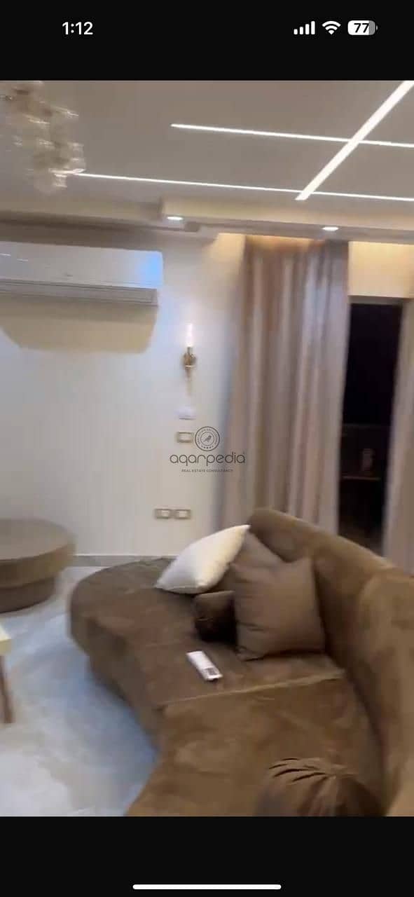 3 3b1dc4b9-7d9b-4527-b4d8-4b111e6f5e18. jpeg