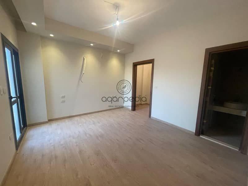 2 WhatsApp Image 2025-10-08 at 11.08. 15 AM. jpeg