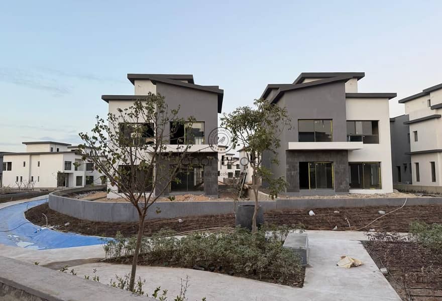 3 140df384-4472-40d7-b716-867d66a60885. jpg