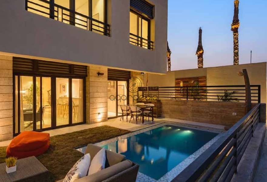 10 af479f90-dfb5-45cc-ac35-b5486d5c99f6. jpg