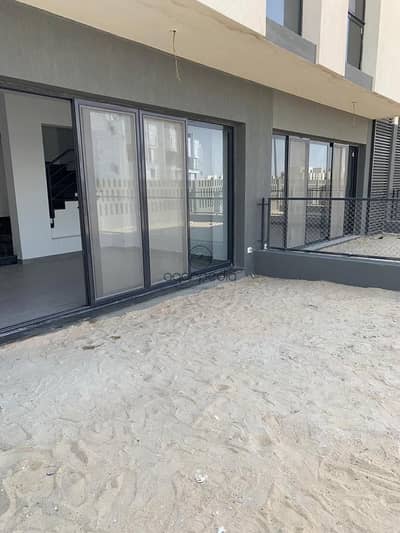 تاون هاوس 3 غرف نوم للبيع في مدينة الشروق، القاهرة - WhatsApp Image 2025-09-24 at 5.00. 39 PM (1). jpeg تاون هاوس 3 غرف نوم للبيع في مدينة الشروق، القاهرة - WhatsApp Image 2025-09-24 at 5.00. 39 PM (1). jpeg