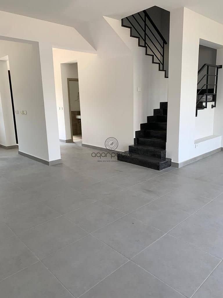 7 WhatsApp Image 2025-09-24 at 5.00. 37 PM. jpeg