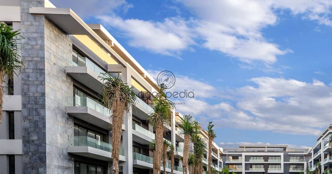 4 40f82138-73eb-4e42-b59c-4ec1665f3c2d. jpg