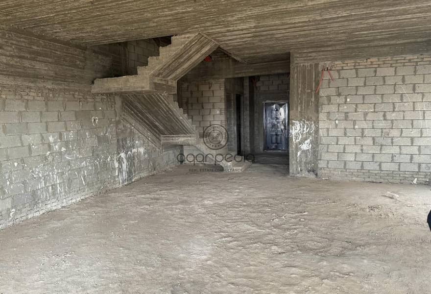 7 fd05045c-9b90-420a-92ab-52a73c5e8944. jpg