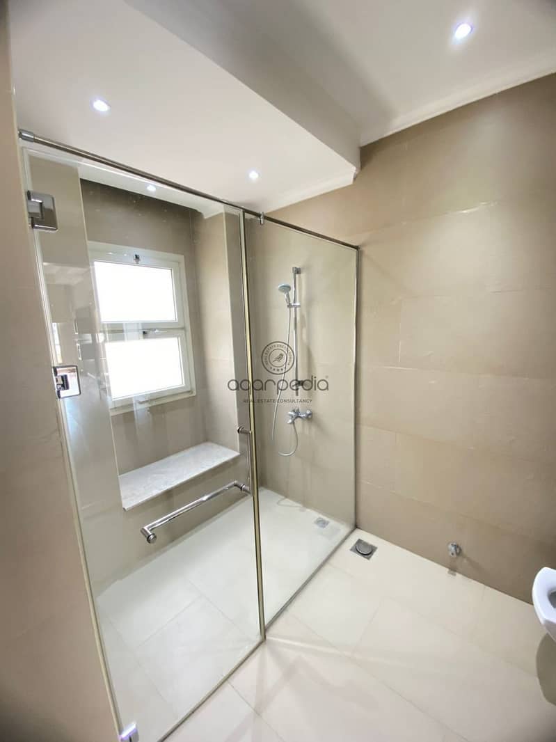 12 WhatsApp Image 2025-10-07 at 12.39. 22 PM (1). jpeg