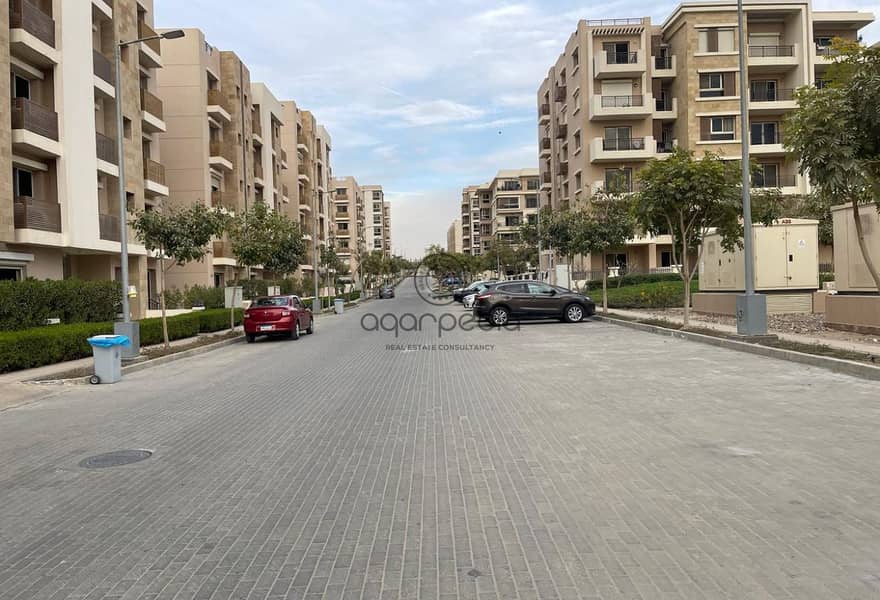 9 b3f39329-06e2-40f7-b22e-bd99904ed0d1. jpg