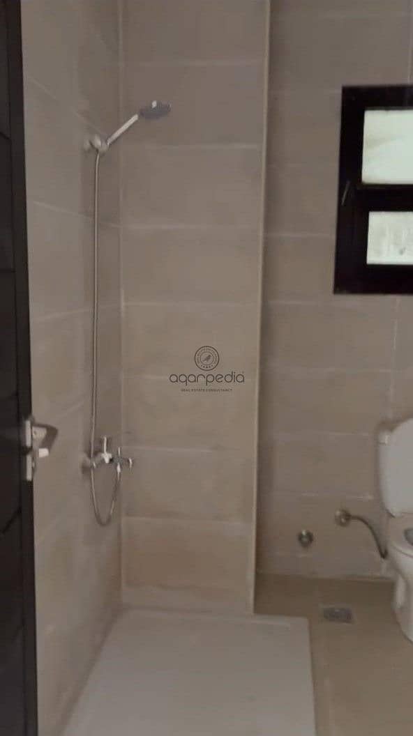 10 WhatsApp Image 2025-10-15 at 6.33. 31 PM. jpeg