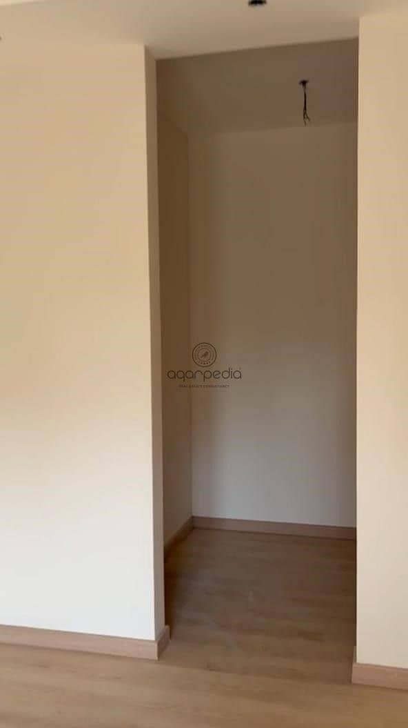 13 WhatsApp Image 2025-10-15 at 6.33. 32 PM. jpeg