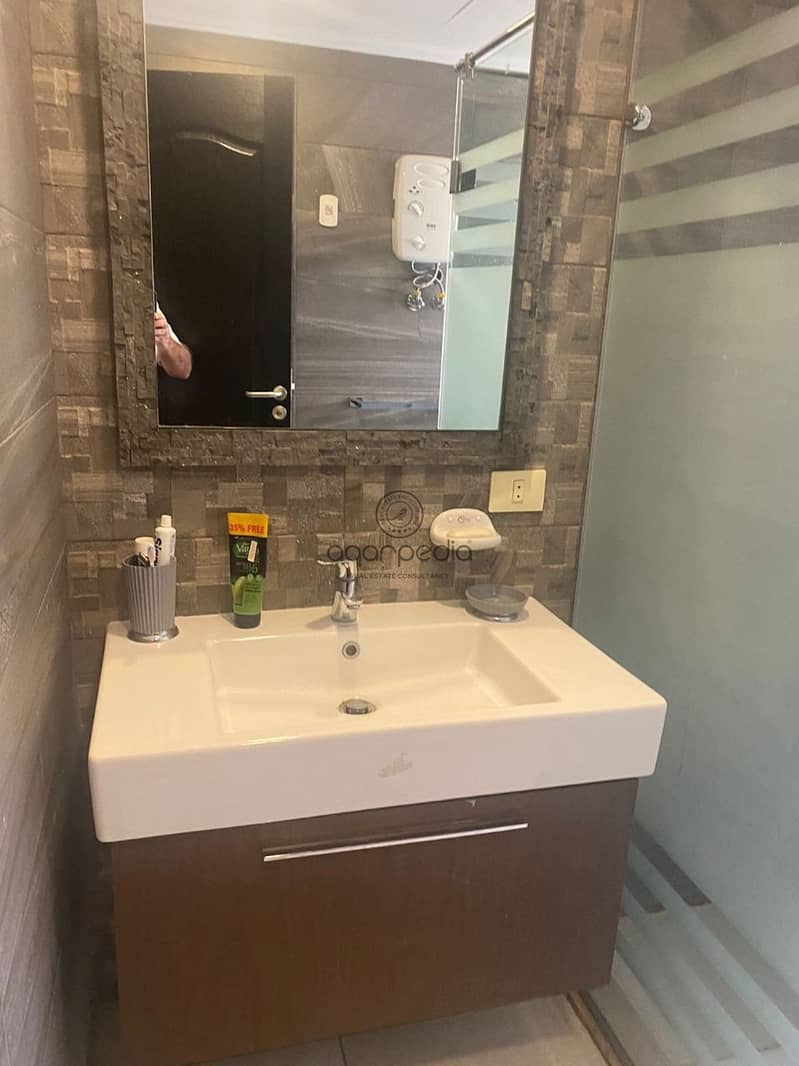 12 WhatsApp Image 2025-10-06 at 10.28. 39 PM (3). jpeg