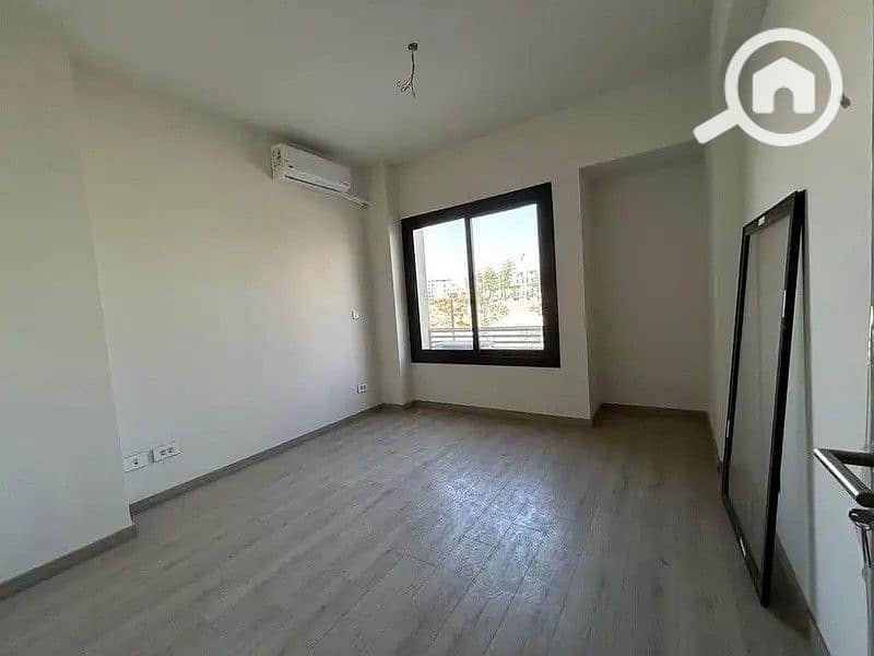 6 30776392-800x600. jpg