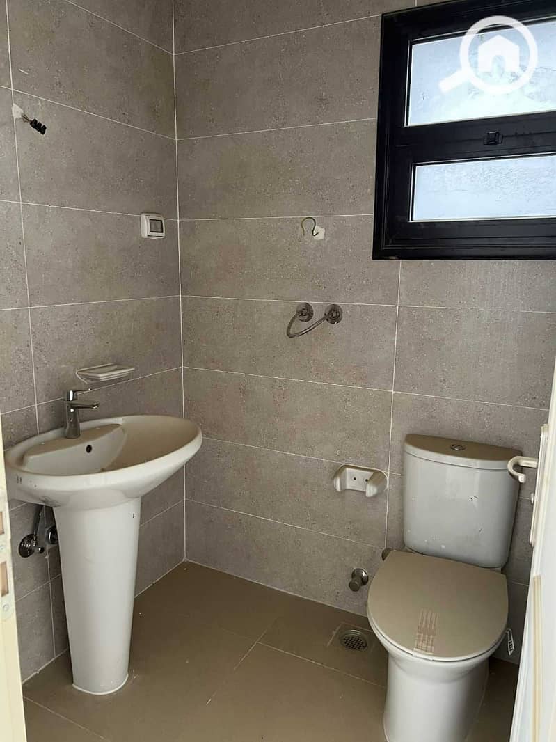 5 WhatsApp Image 2025-11-03 at 15.31. 51 (1). jpeg