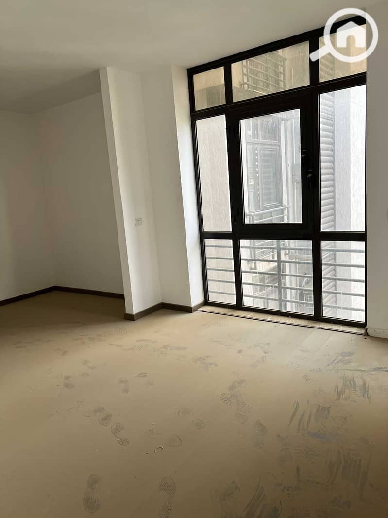 10 WhatsApp Image 2025-11-03 at 15.31. 49 (1). jpeg