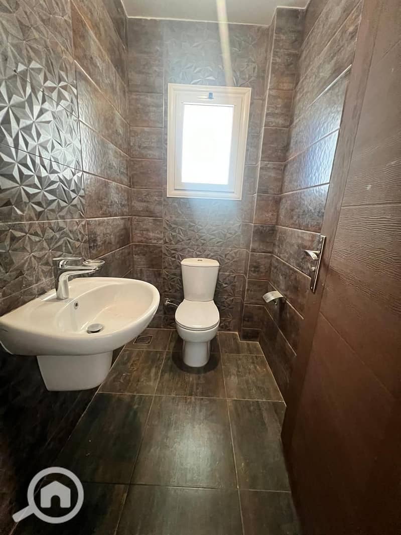 7 IMG-20251022-WA0256. jpg