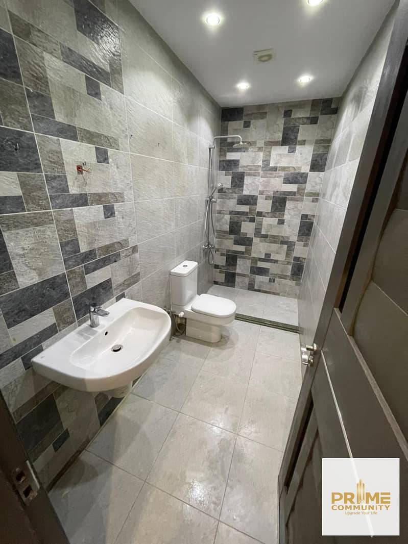 4 WhatsApp Image 2025-11-06 at 10.48. 10. jpeg