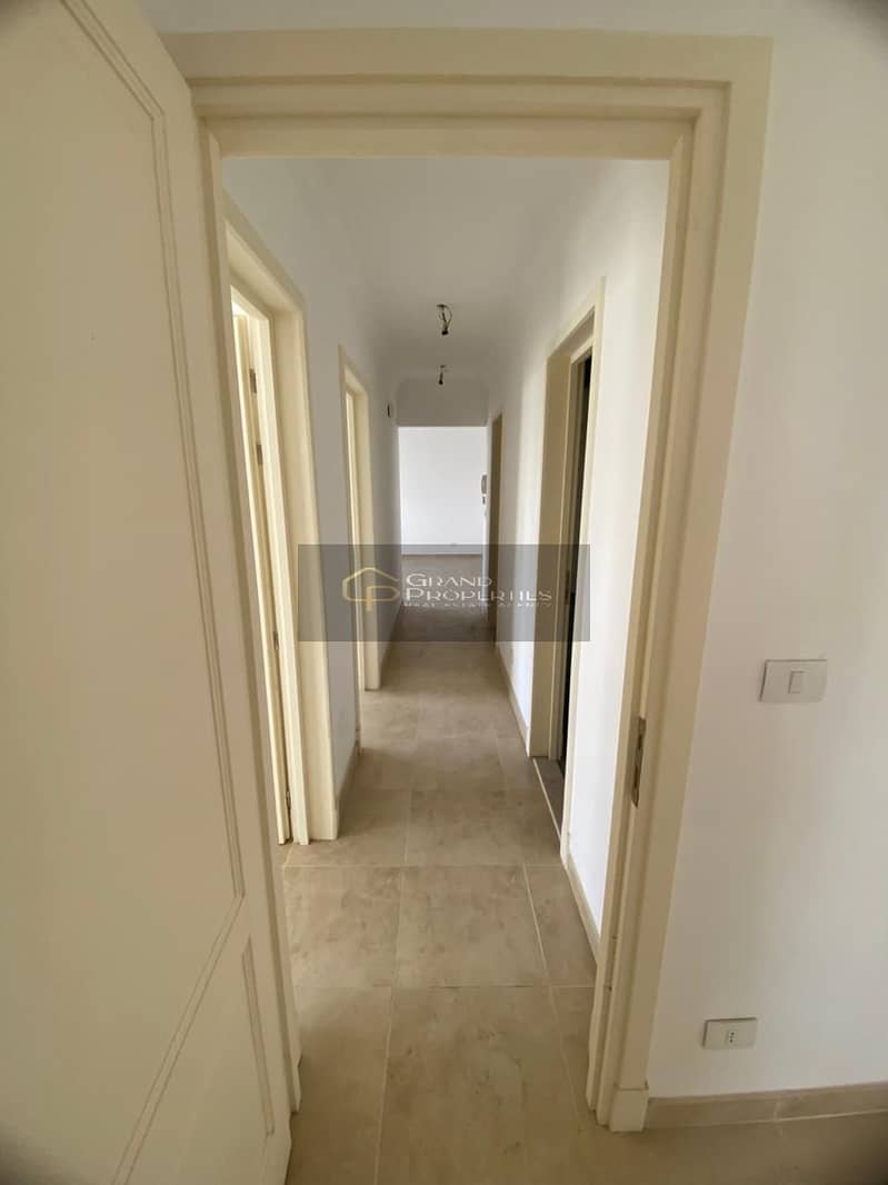 13 59c39d46-8bd7-4b12-9106-6804e7f7b62c. jpg