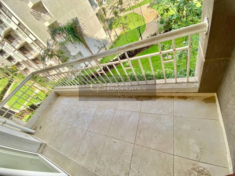 14 448f2a1d-09ca-4295-9046-e9bebfb798a7. jpg