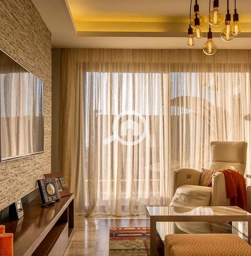 12 acbc9e07-7a60-47bc-b495-40be8874f7c1. jpg