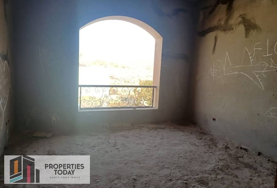 2 7a553bcb-909b-4a35-ba83-cbad4d2571dc. jpg